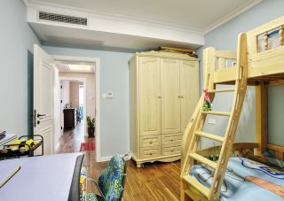 美式自建房设计儿童房装修实木衣柜效果图