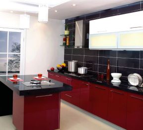 40平米小户型厨房 红色橱柜装修效果图片