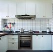 现代风格厨房白色橱柜装修效果图片