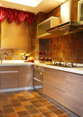 家庭厨房整体橱柜颜色设计效果图片欣赏