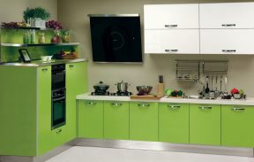 最新厨房整体橱柜颜色效果图片欣赏
