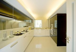 房屋厨房地板砖颜色设计效果图片欣赏