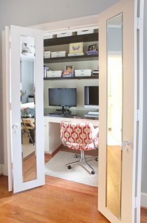 家庭小面积书房 折叠门装修效果图片