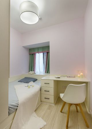 60平米现代家装小卧室设计图