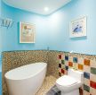 2023家庭卫生间白色浴缸装修效果图片