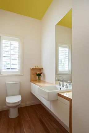 50平米小户型卫生间 白色墙面装修效果图片