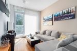 80平米现代风格客厅简约沙发摆放装修效果图片 