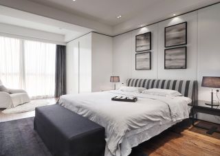 最新现代家居卧室床尾凳装修效果图片