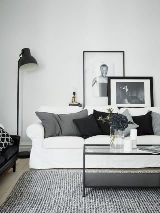 黑白现代简约小户型客厅灯图