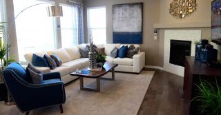 小户型现代客厅沙发颜色搭配设计