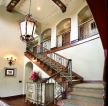 二层别墅楼梯设计装修效果图片