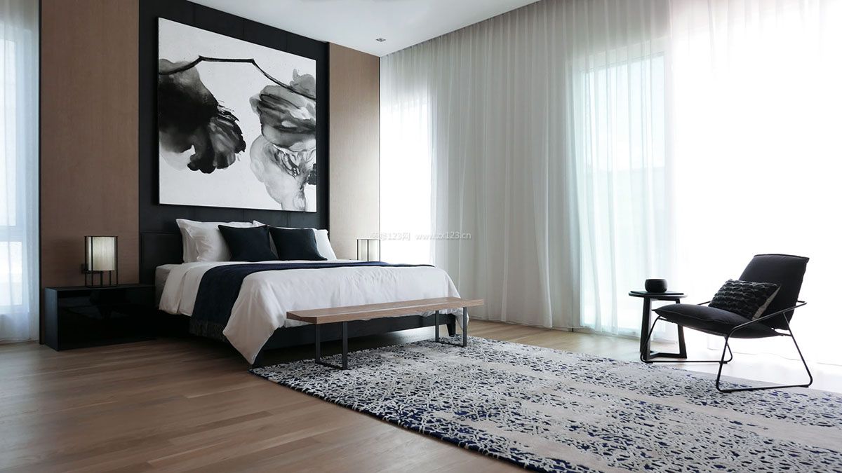 现代家居卧室设计 白色窗帘装修效果图片