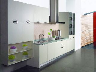 现代简约装修样板房小面积厨房橱柜效果图