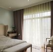 现代风格10平米卧室布艺窗帘装修效果图片