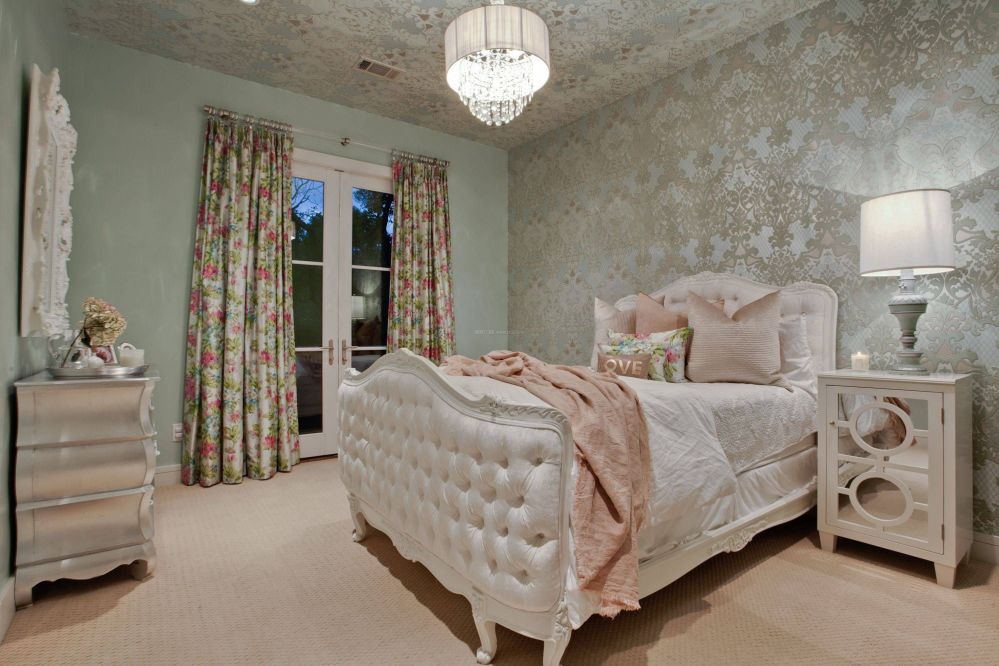 浪漫的卧室装修效果图图片