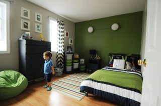 儿童卧室床头背景墙墙壁颜色效果图