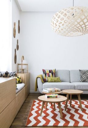 50平米单身公寓 客厅地毯图片