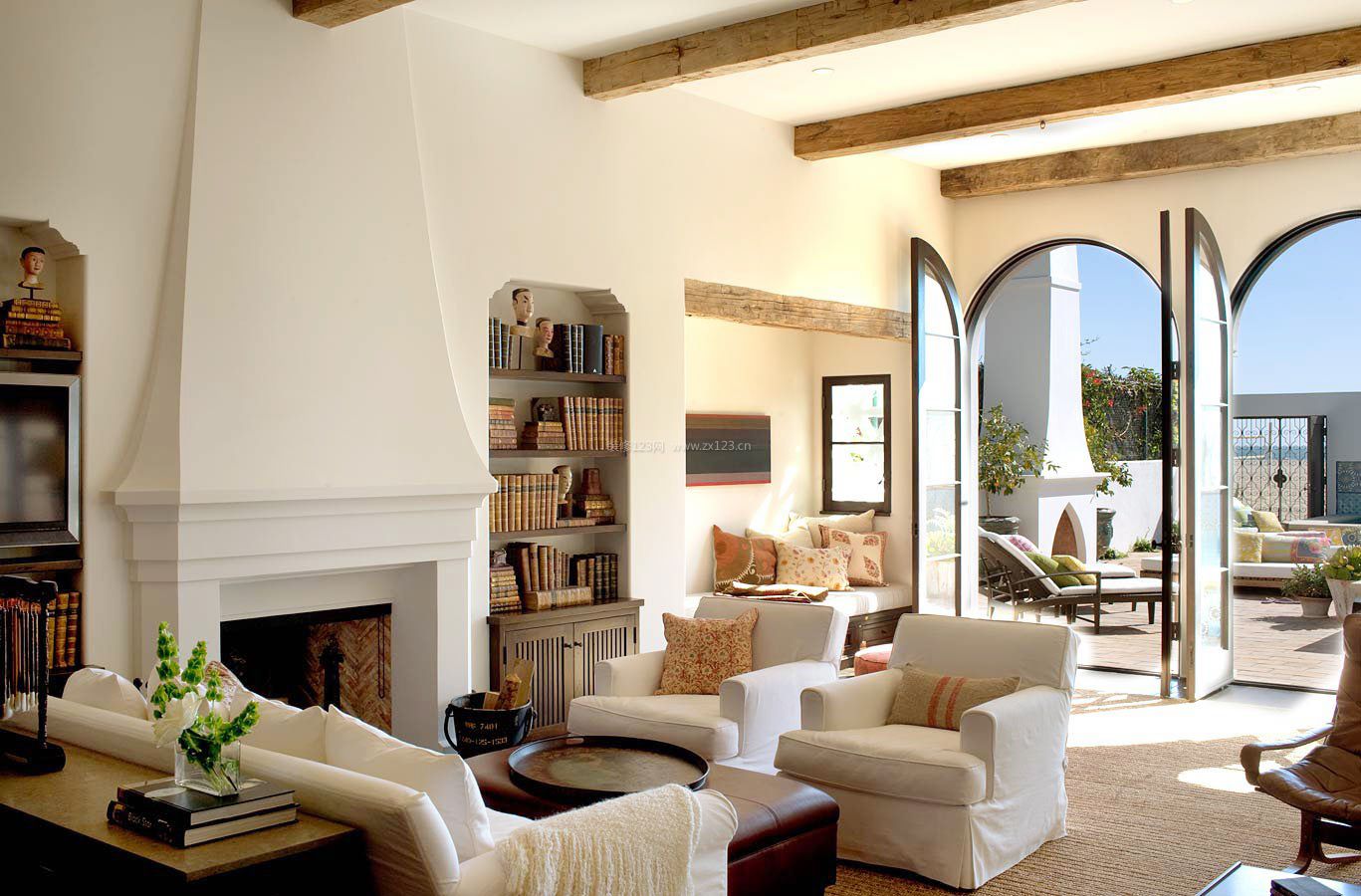地中海风格一层别墅室内外观设计效果图