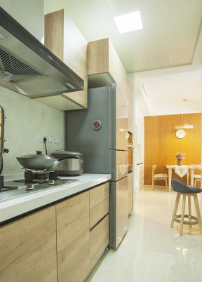中小户型室内厨房橱柜设计图片
