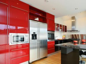 厨房柜门颜色 红色橱柜装修效果图片
