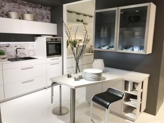 现代风格小厨房厨柜设计