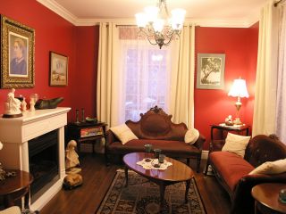 美式古典风格小户型客厅装修设计图片