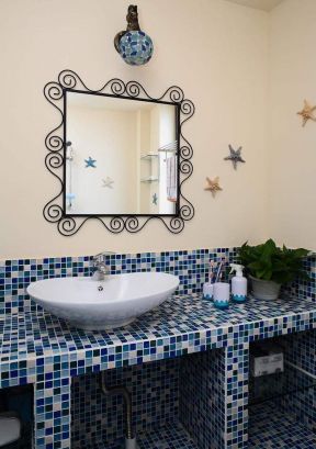 地中海风格梳妆台 卫生间洗手盆图片