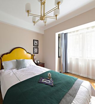 10平米卧室纯色壁纸装修效果图片
