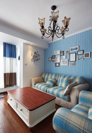 蓝白地中海客厅照片墙设计效果图大全