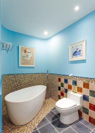 蓝白地中海卫生间浴室装修图