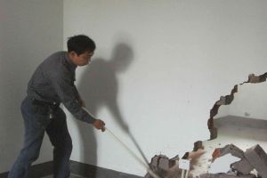 广州旧房装修砸墙费用