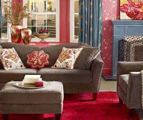 欧式古典客厅装修效果图 红色地毯图片