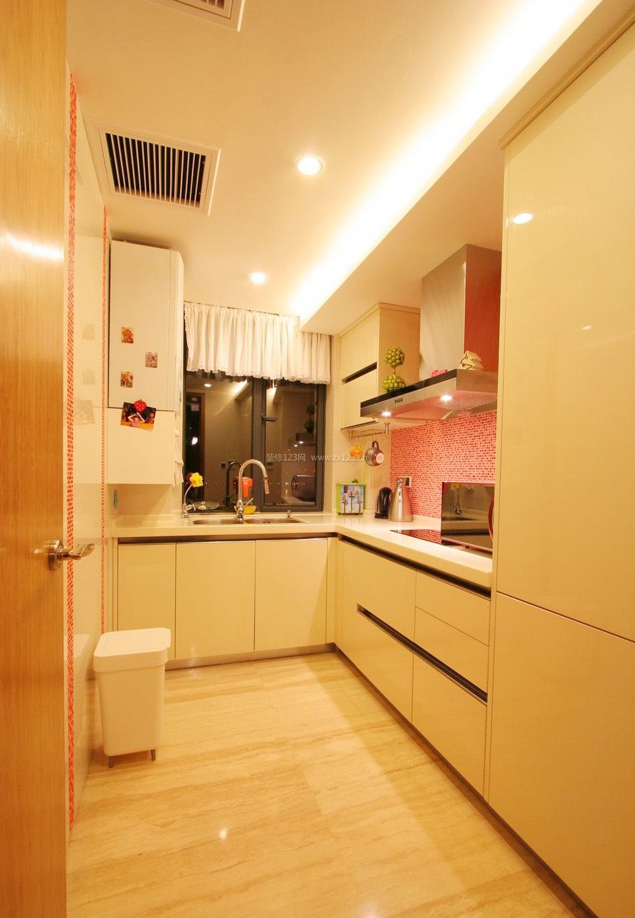 60平米小户型厨房装修效果图