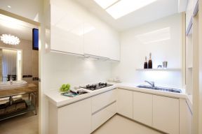 60平米小户型厨房 白色橱柜装修效果图片