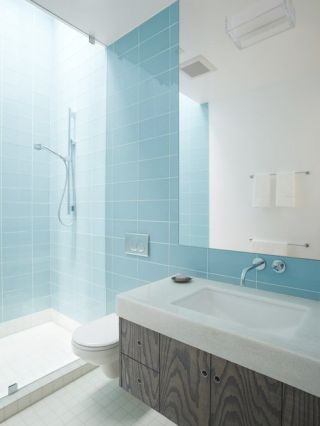 现代简约主义风格蓝色卫生间设计效果图