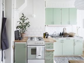 小户型老房翻新 厨房橱柜颜色效果图