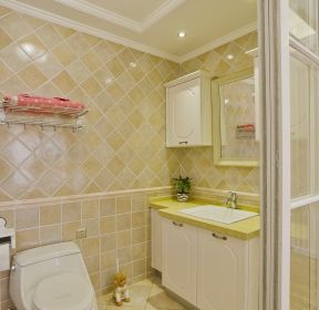 两平米的卫生间装修效果图