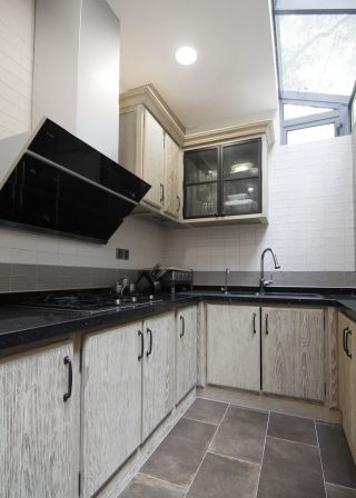 家庭装修2023年新款厨房设计图片