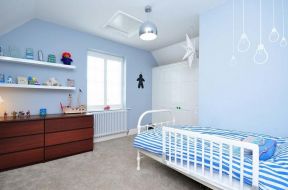 小孩房间蓝色墙面装修效果图片