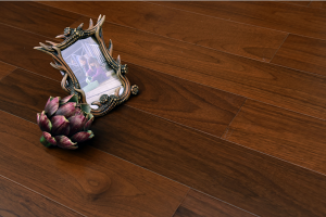 实木复合地板的特性