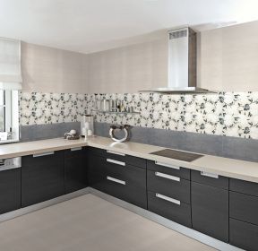 收集整理精美的2021现代简约厨房瓷砖装修效果图,2021现代简