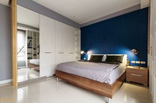 新房卧室壁橱装修效果图片