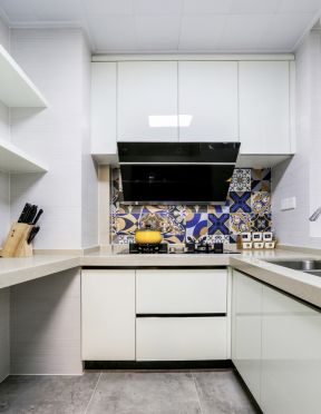 l型厨房装修效果图 厨房墙面瓷砖