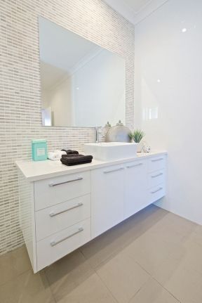 最新房屋厕所瓷砖装修效果图片