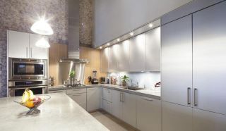 大厨房不锈钢橱柜装修设计效果图