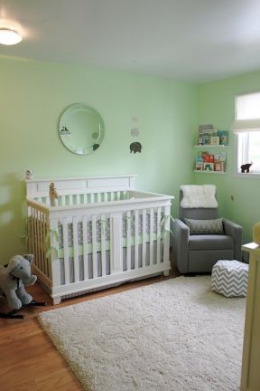 婴儿房绿色墙面装修效果图片