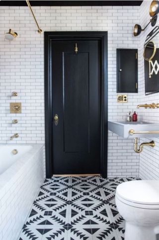 黑白室内家装浴室门装修效果图