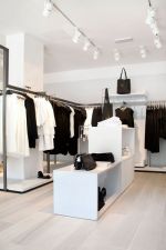 现代黑白简约服装店装修风格效果图