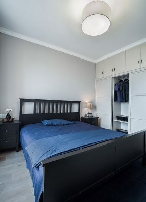 简洁卧室效果图 卧室整体衣柜设计