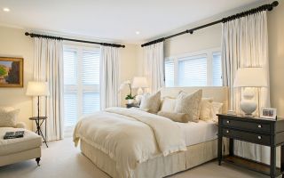 欧式简约风格卧室纯色窗帘装修效果图片